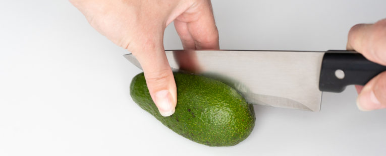 https://www.osfhealthcare.org/blog/wp-content/uploads/2020/08/hand-slicing-avocado-with-knife-765x310.jpg